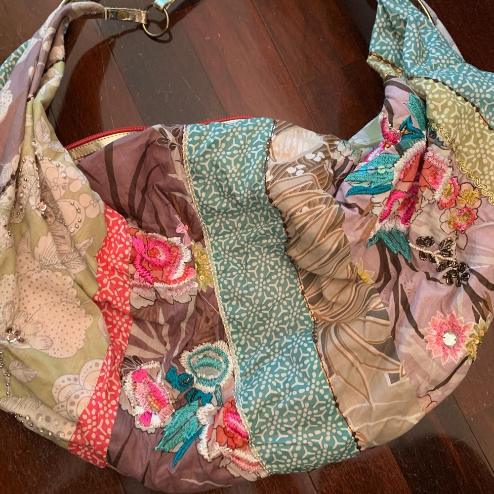 Hobo Bogo Floral Sequins bag